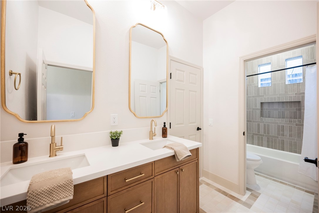 925 Granger Farm Way Property Photo 3