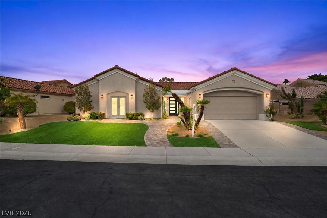 2725 Echo Mesa Drive Property Photo 1