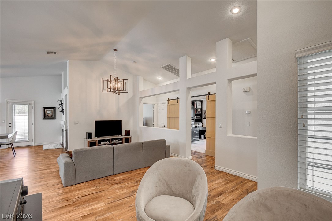 236 Misty Garden Street Property Photo 18