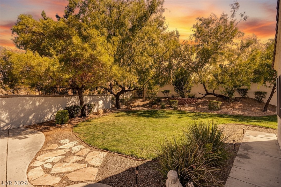 236 Misty Garden Street Property Photo 53