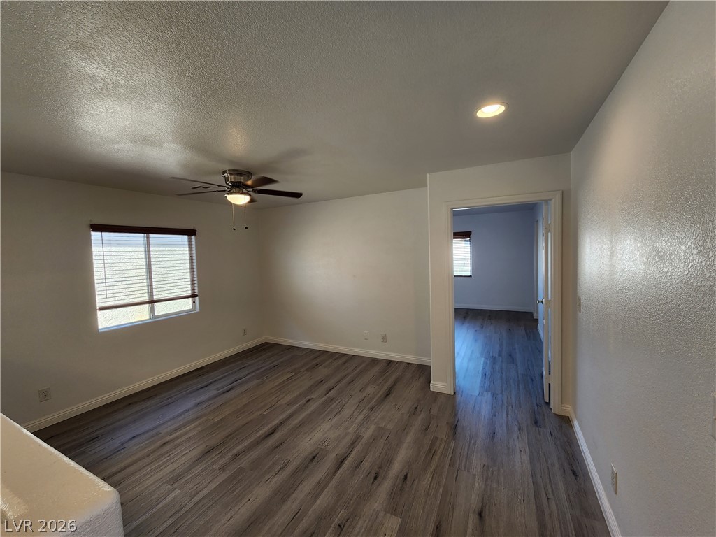 9106 Sheffield Garden Avenue Property Photo 3