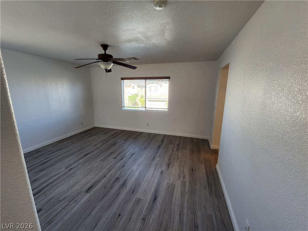 9106 Sheffield Garden Avenue Property Photo 14