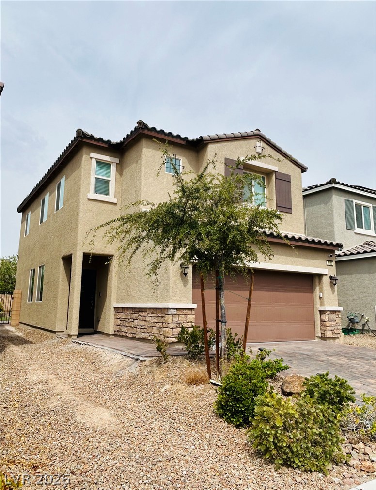6633 West Evander Street Property Photo 4
