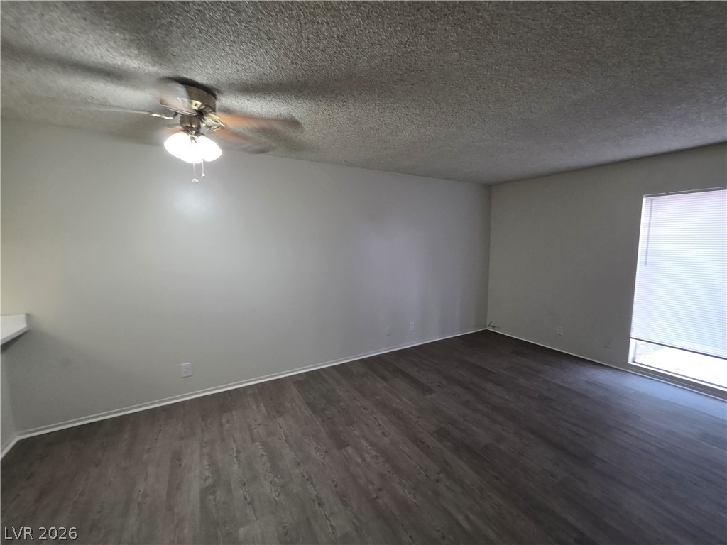 4232 Kona Coast Way Property Photo 15