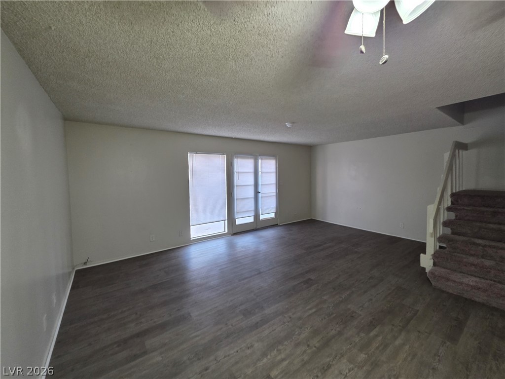 4232 Kona Coast Way Property Photo 17
