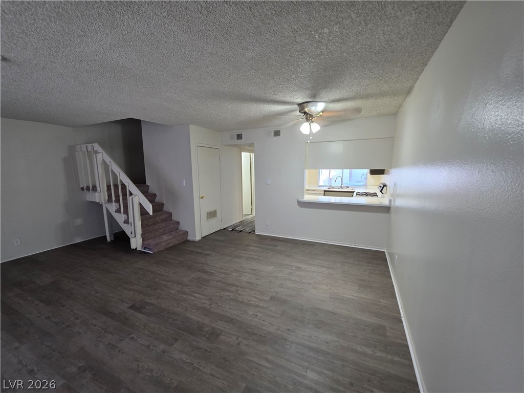 4232 Kona Coast Way Property Photo 19