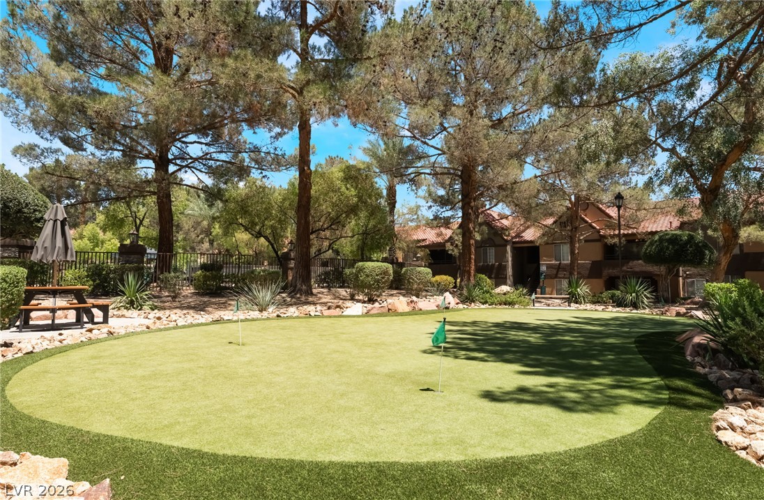 2200 South Fort Apache Road 1013 Property Photo 26