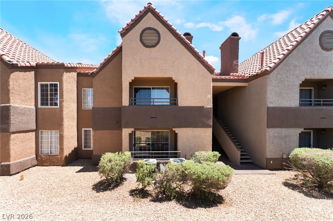 2200 South Fort Apache Road 1013 Property Photo 33