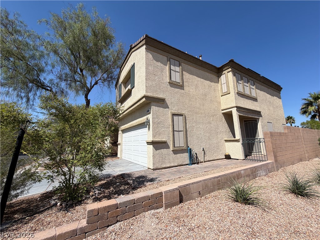 8304 Strawberry Spring Street Property Photo 3