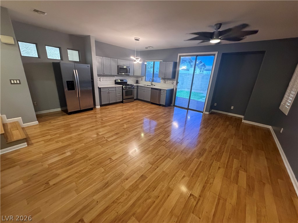 8304 Strawberry Spring Street Property Photo 6