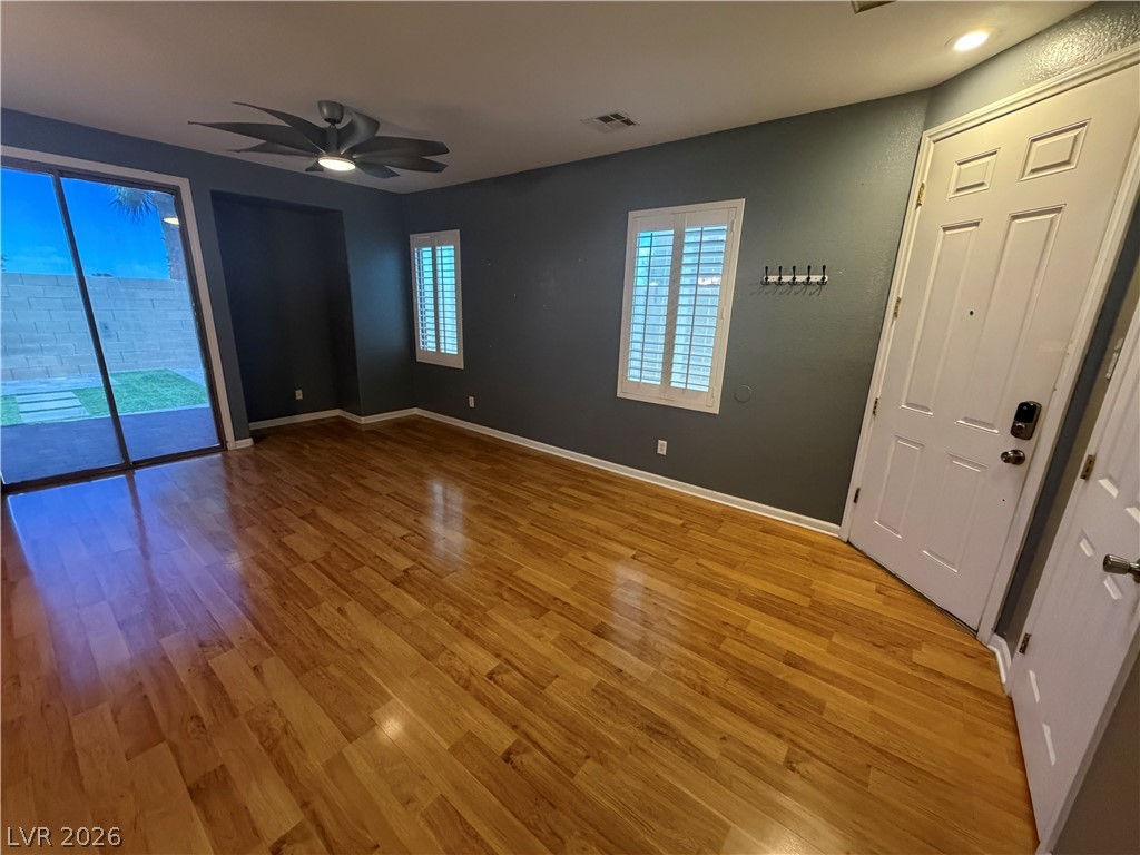 8304 Strawberry Spring Street Property Photo 8