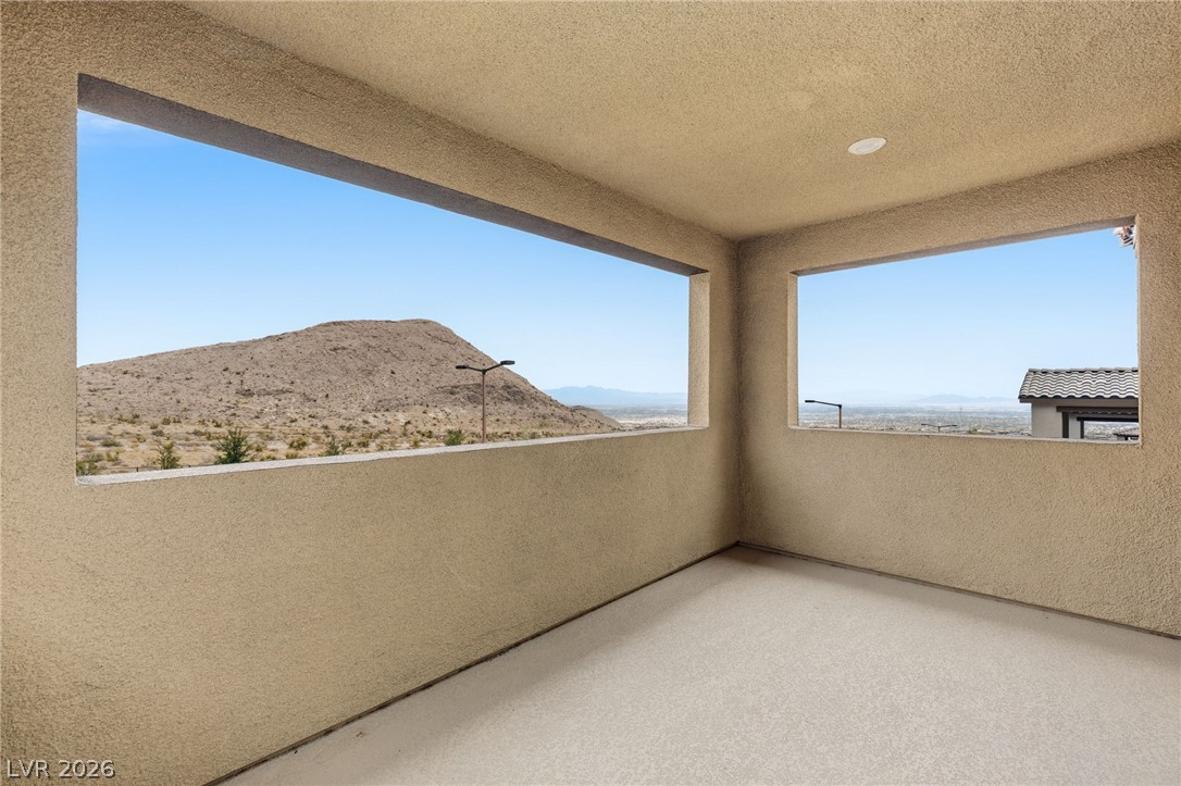 11576 Desert Hollow Avenue Property Photo 17