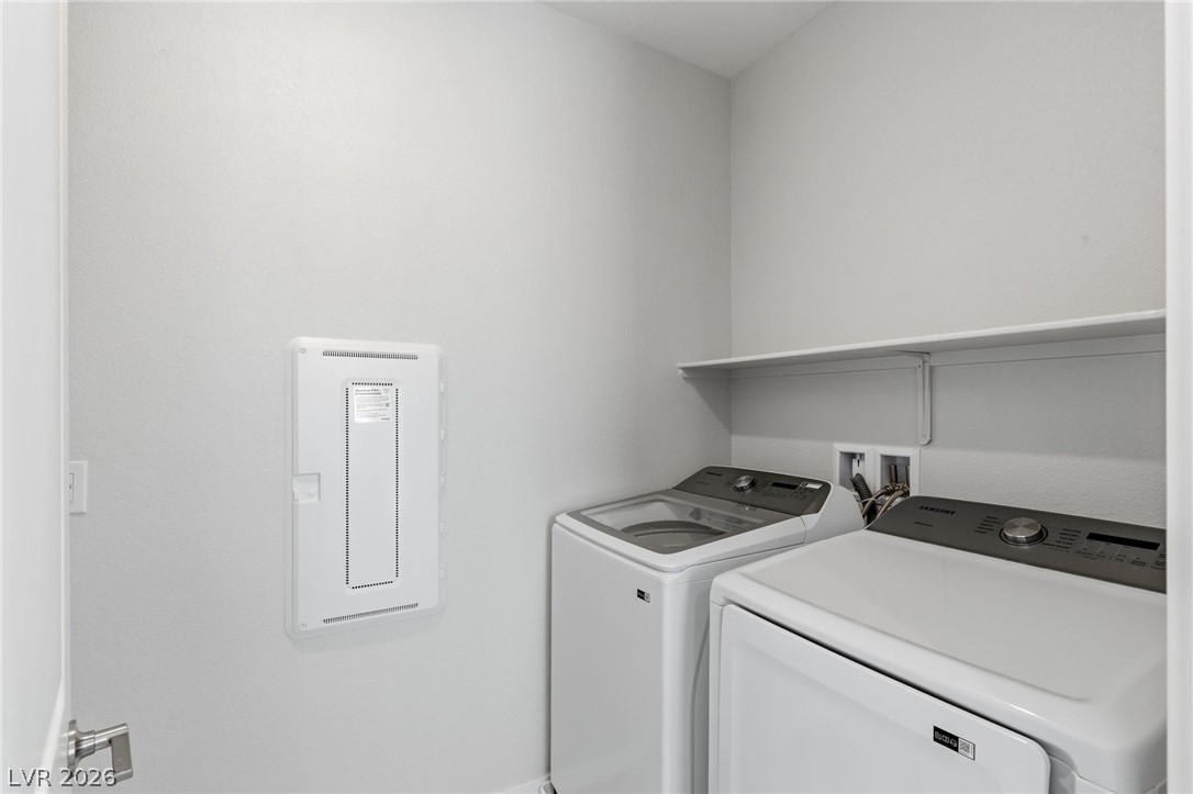 11576 Desert Hollow Avenue Property Photo 28