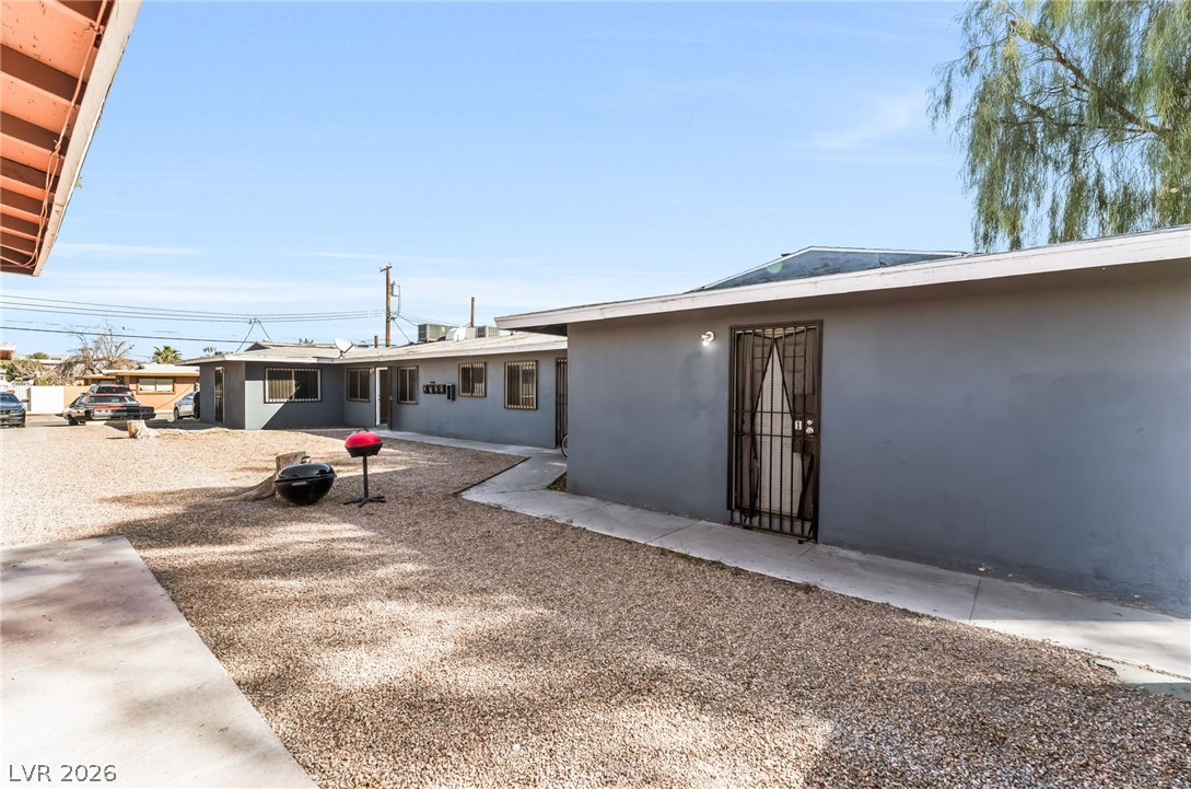 2609 Cedar Avenue Property Photo 4