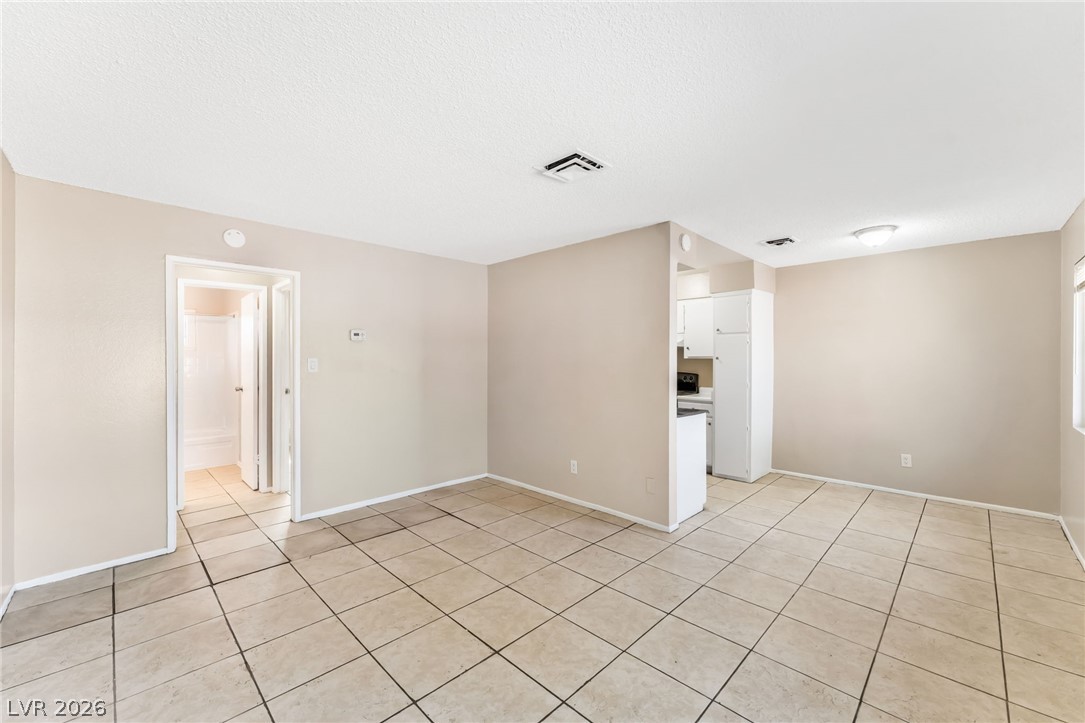 2609 Cedar Avenue Property Photo 9
