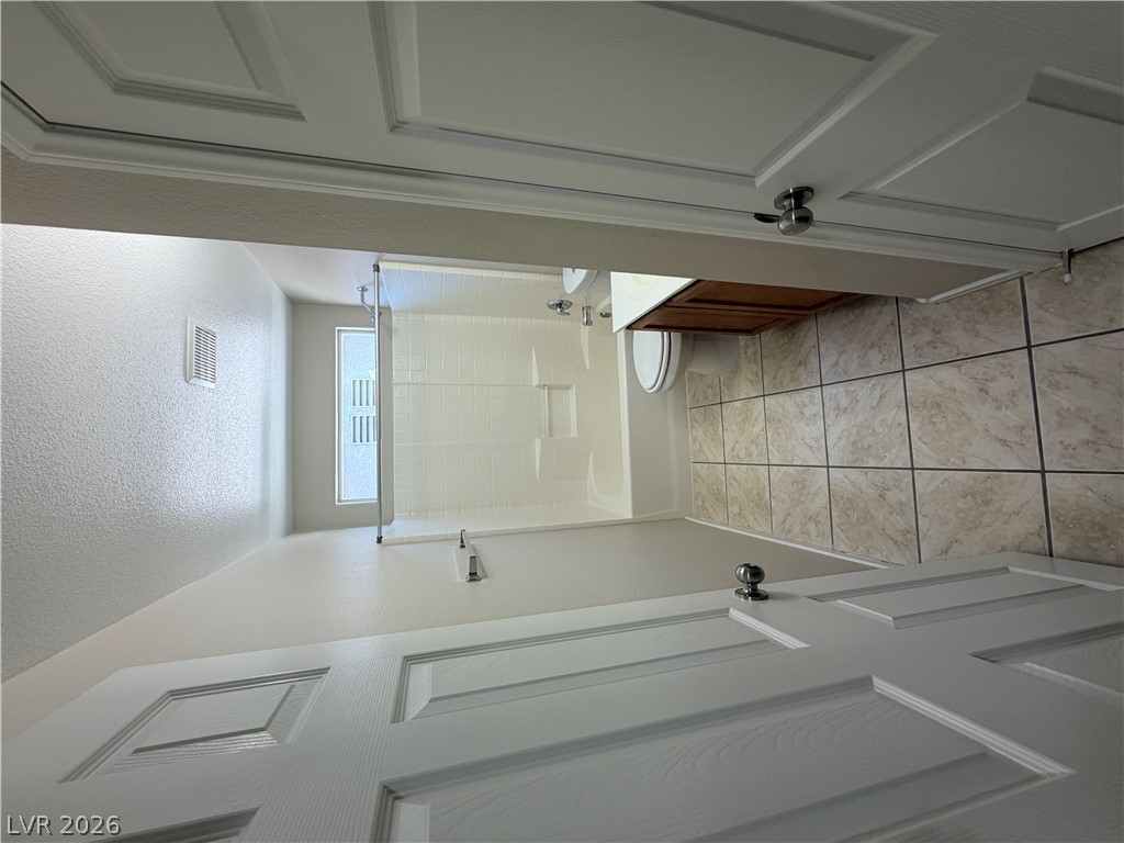 9852 Twilight Walk Avenue Property Photo 32