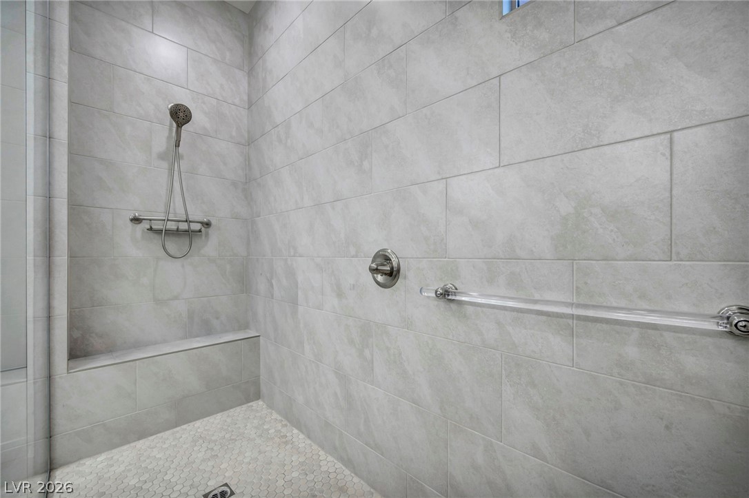 11617 Falcon Gorge Avenue Property Photo 15