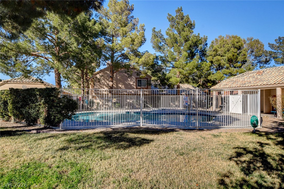 1632 North Torrey Pines Drive 101 Property Photo 22
