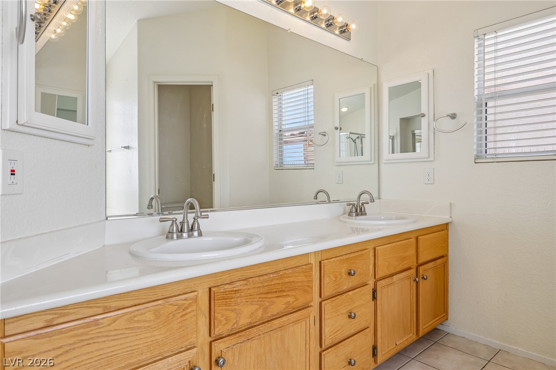 1017 Royal Birch Lane Property Photo 35