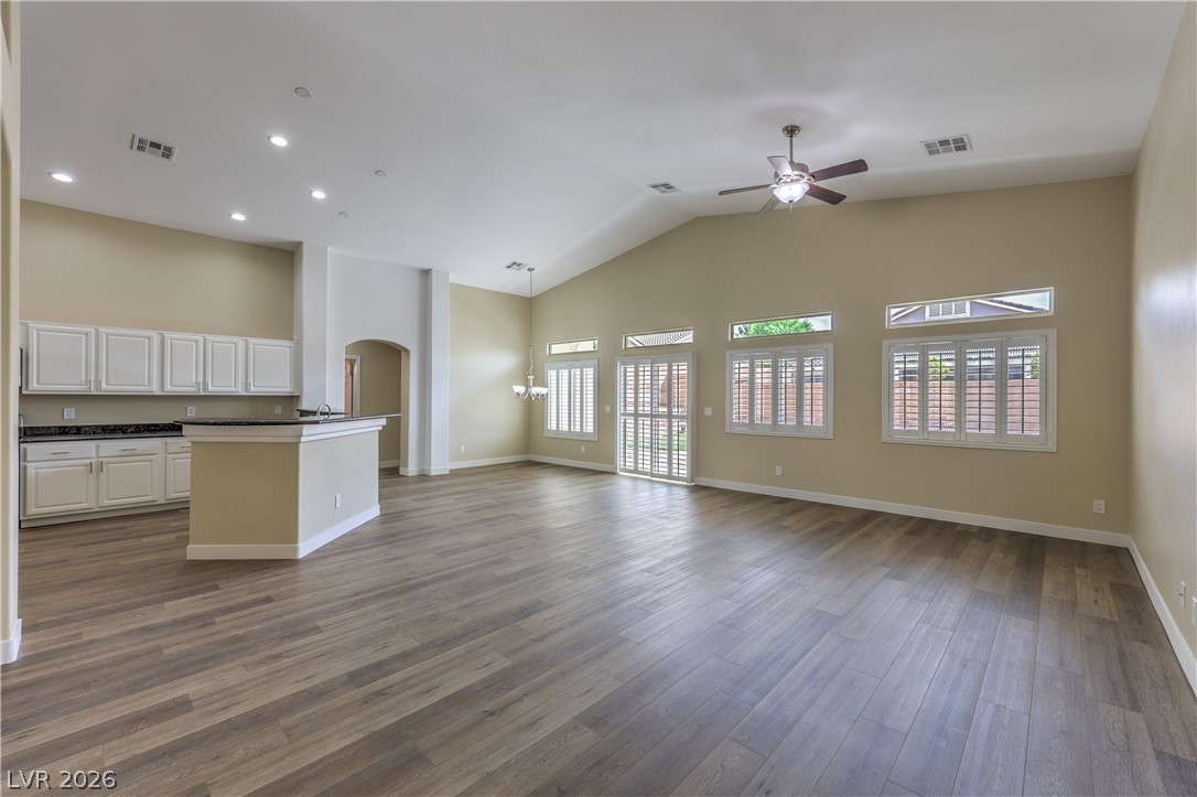 5924 Bullboat Court Property Photo 7