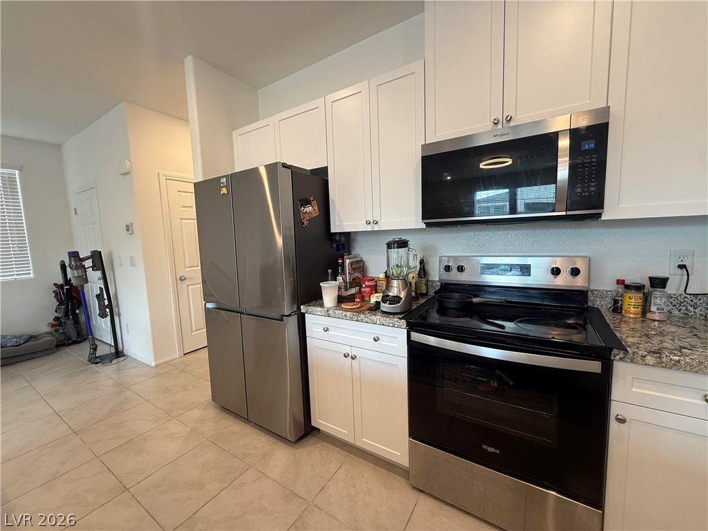 6131 Garden Oasis Street Property Photo 14