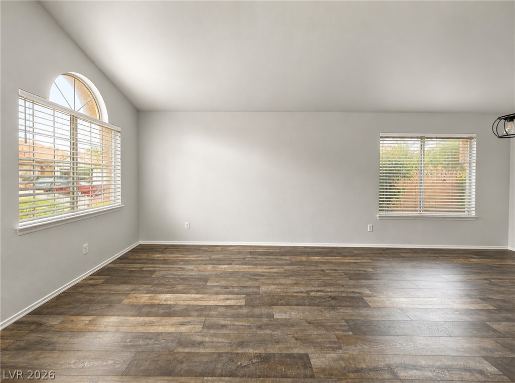 2436 Twin Flower Circle Property Photo 5