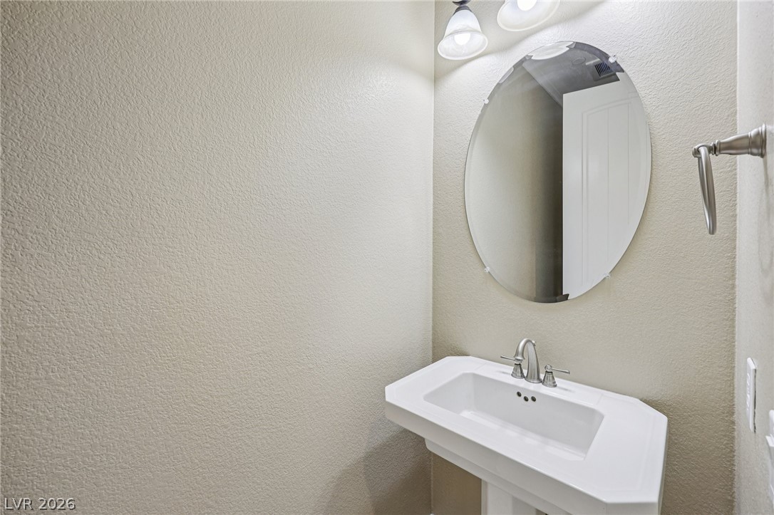 10 Via Vasari 104 Property Photo 21