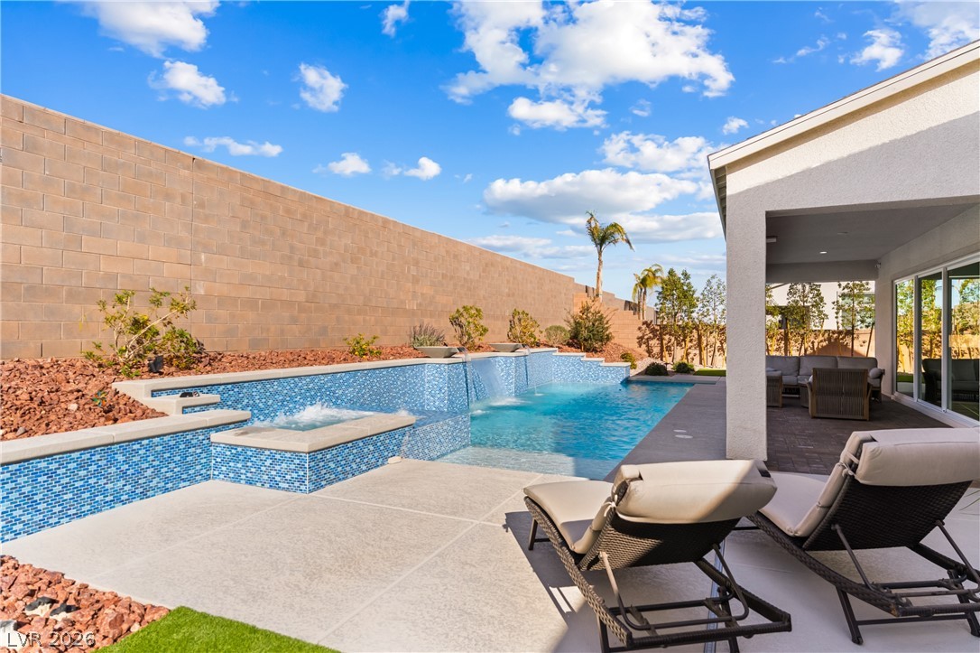 8811 Italian Trotter Court Property Photo 25