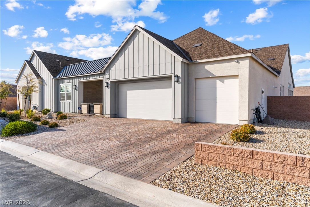 8811 Italian Trotter Court Property Photo 29