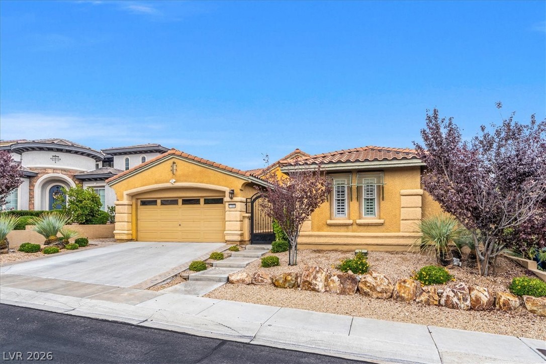11388 Orazio Drive Property Photo 2