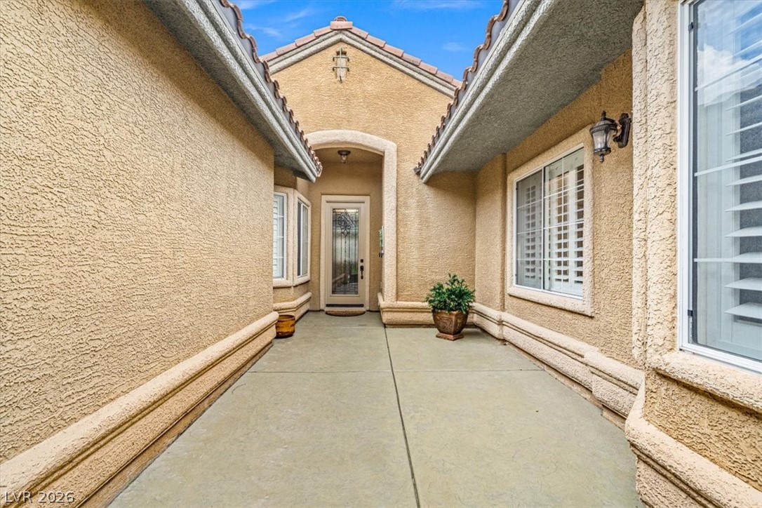 11388 Orazio Drive Property Photo 3