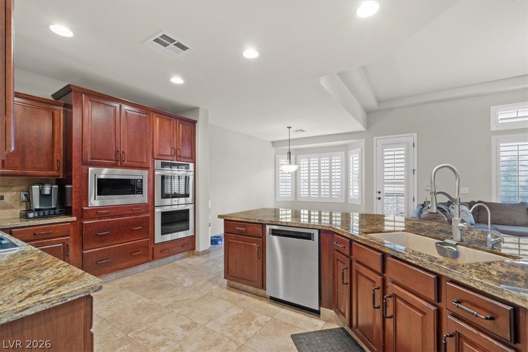 11388 Orazio Drive Property Photo 11