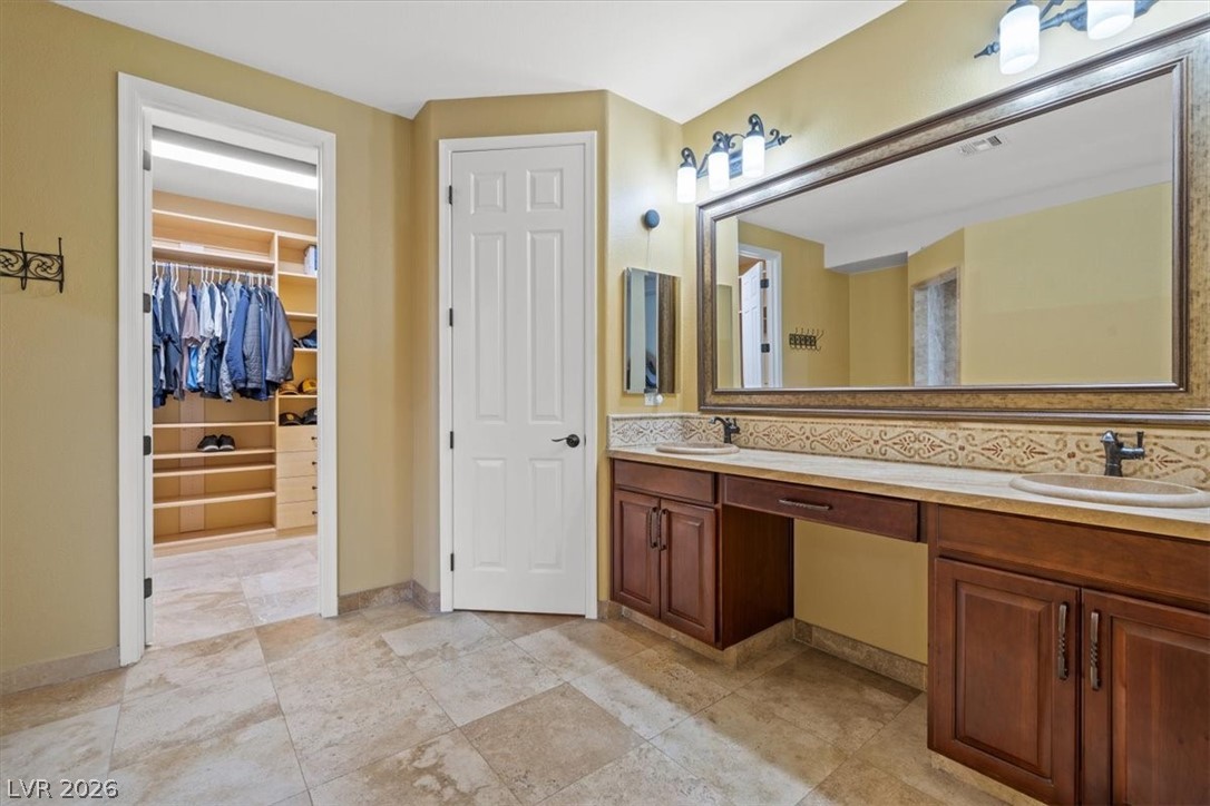 11388 Orazio Drive Property Photo 21
