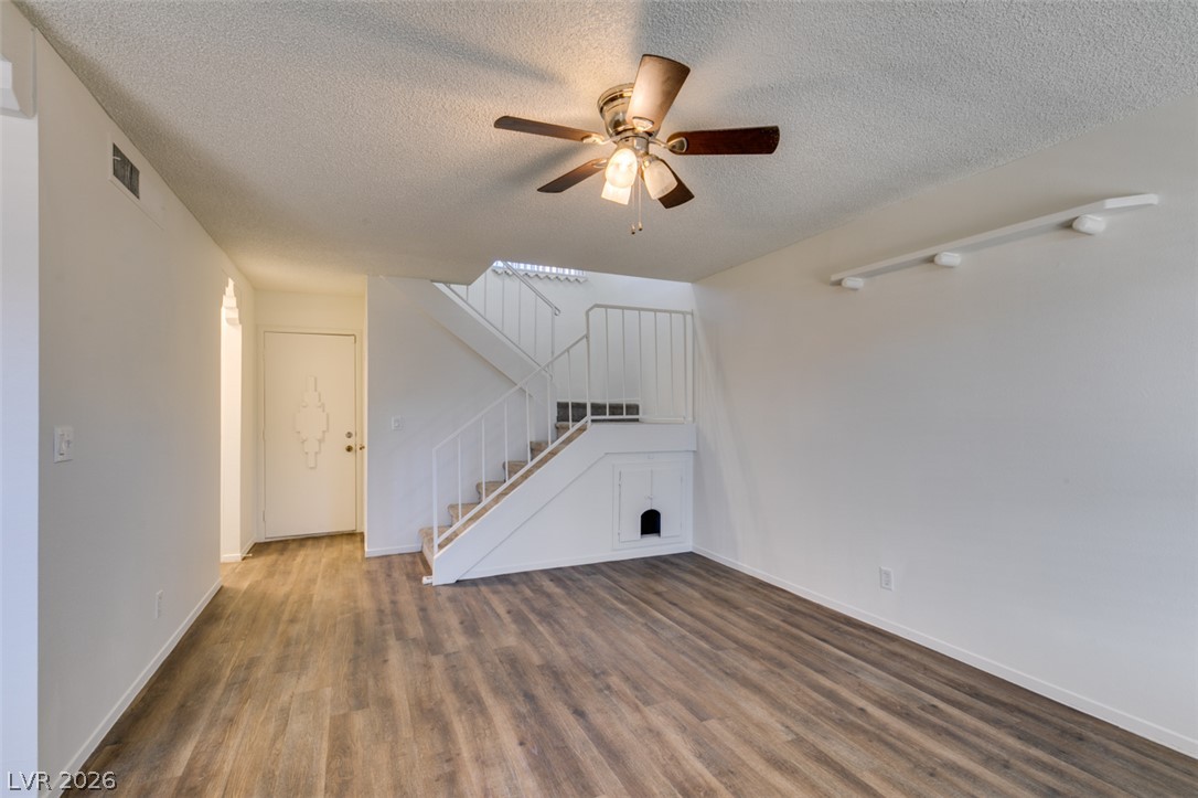 4375 Spencer Street Property Photo 6