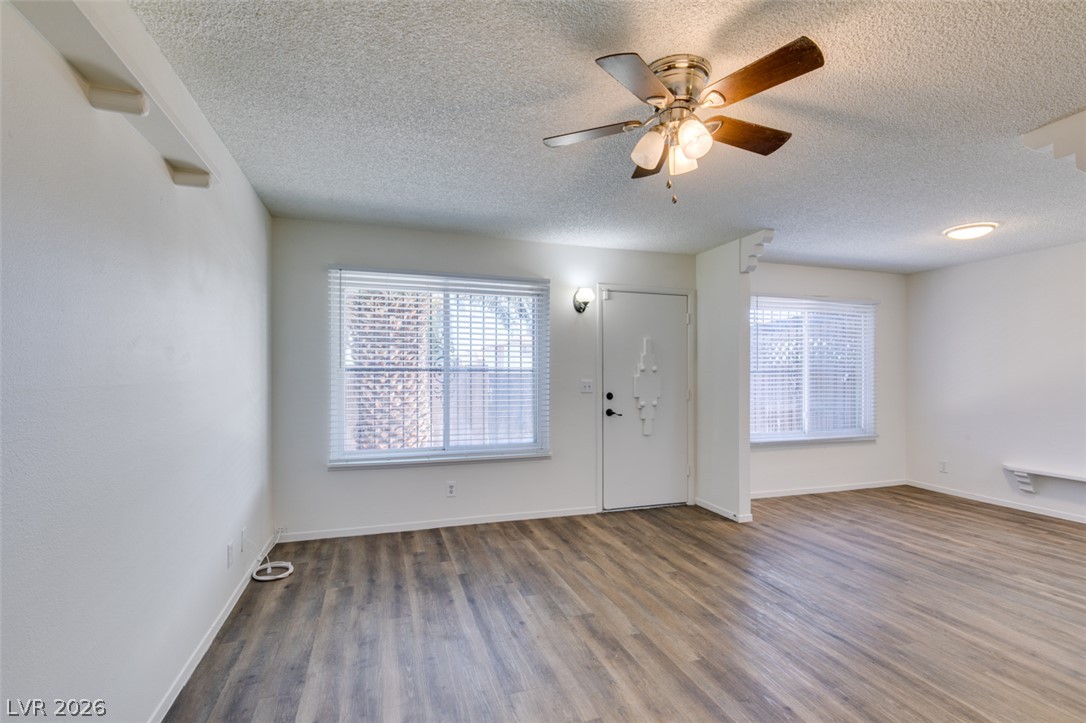 4375 Spencer Street Property Photo 15