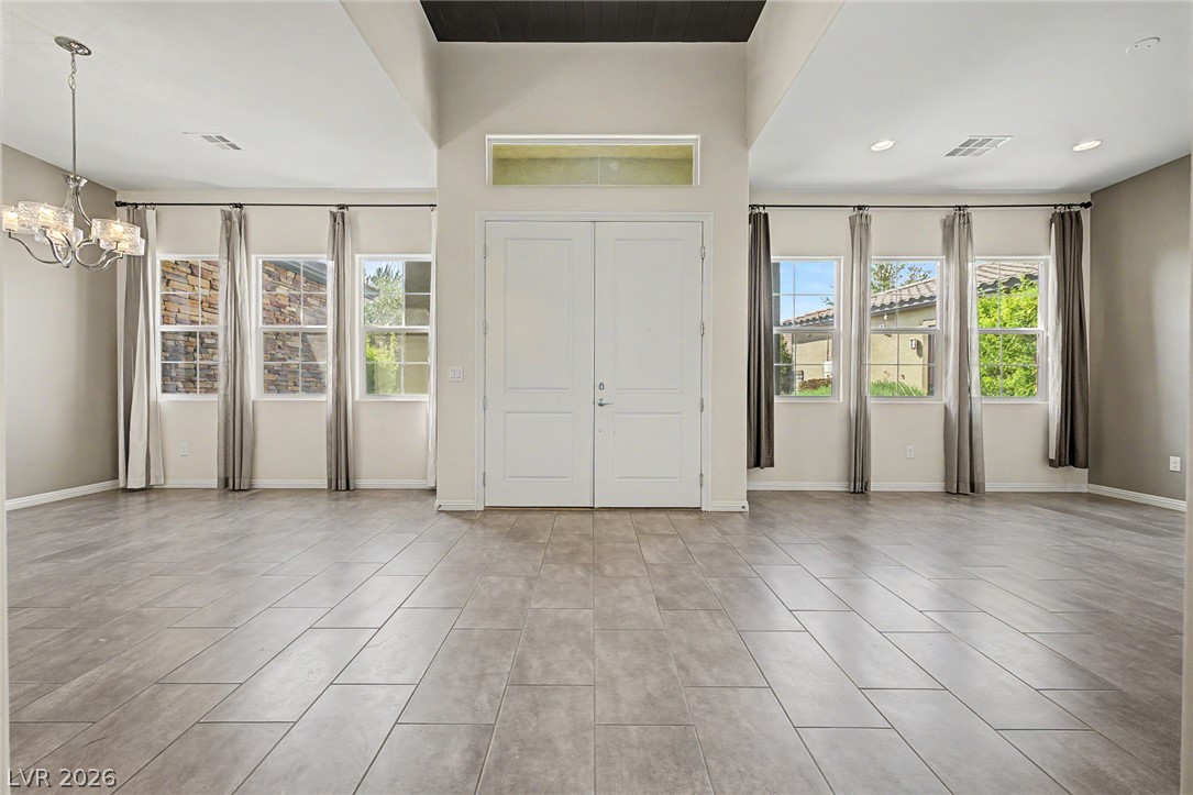 7132 Shire Ridge Avenue Property Photo 4