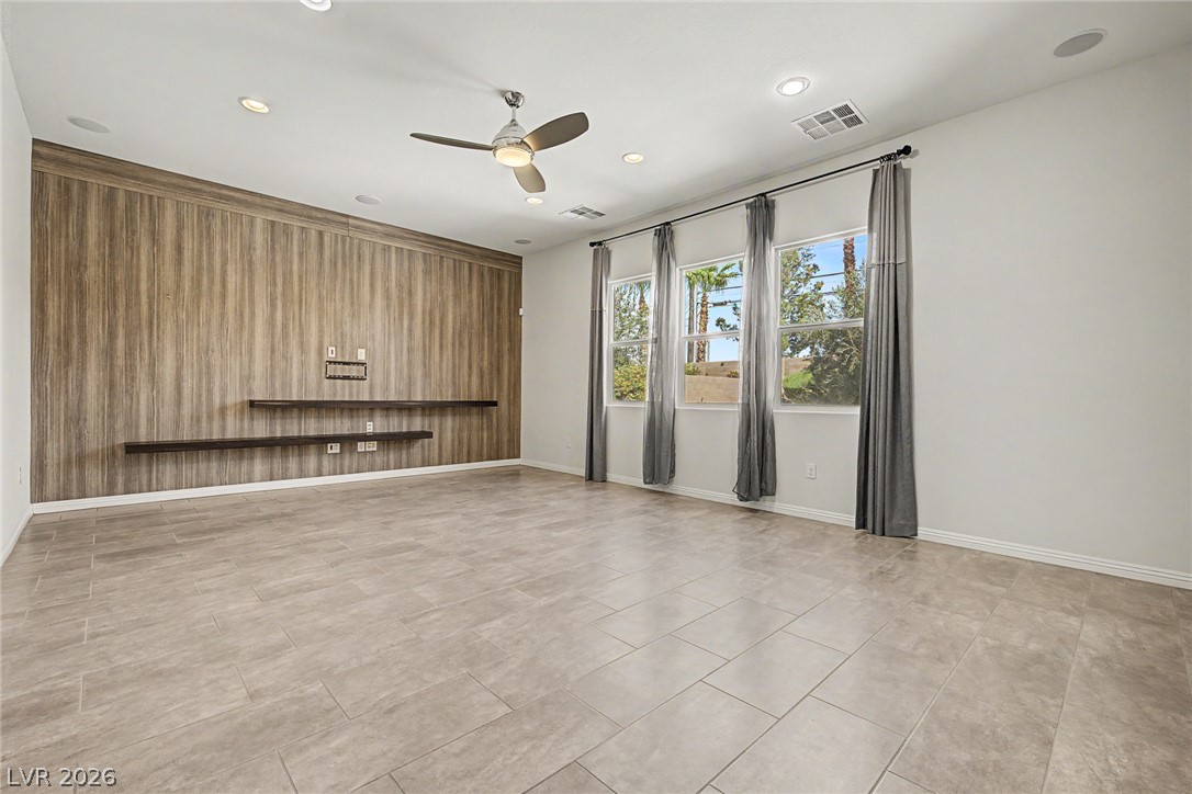 7132 Shire Ridge Avenue Property Photo 10