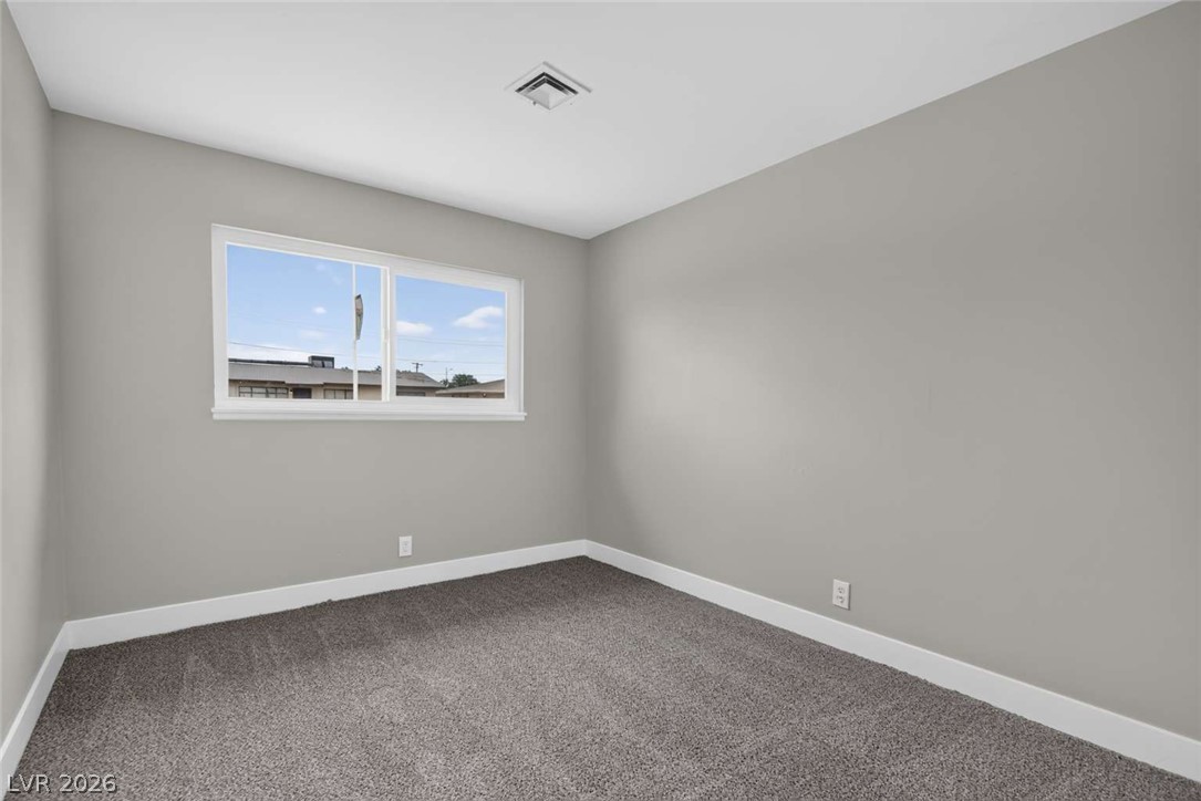 1669 North G Street Property Photo 7