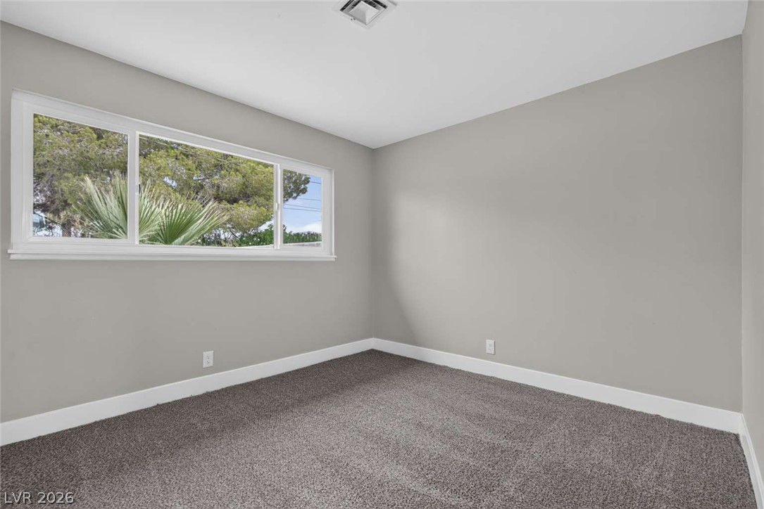 1669 North G Street Property Photo 27
