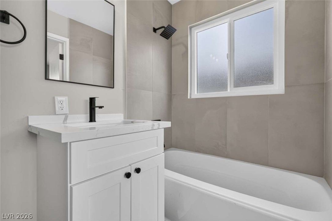 1669 North G Street Property Photo 31