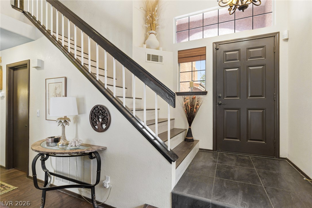 2429 Twin Flower Circle Property Photo 3