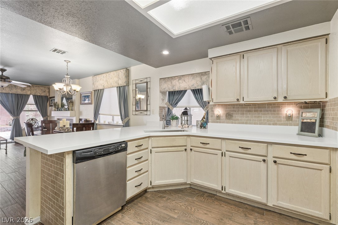 2429 Twin Flower Circle Property Photo 14