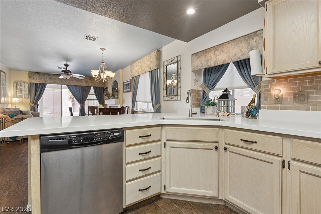 2429 Twin Flower Circle Property Photo 15