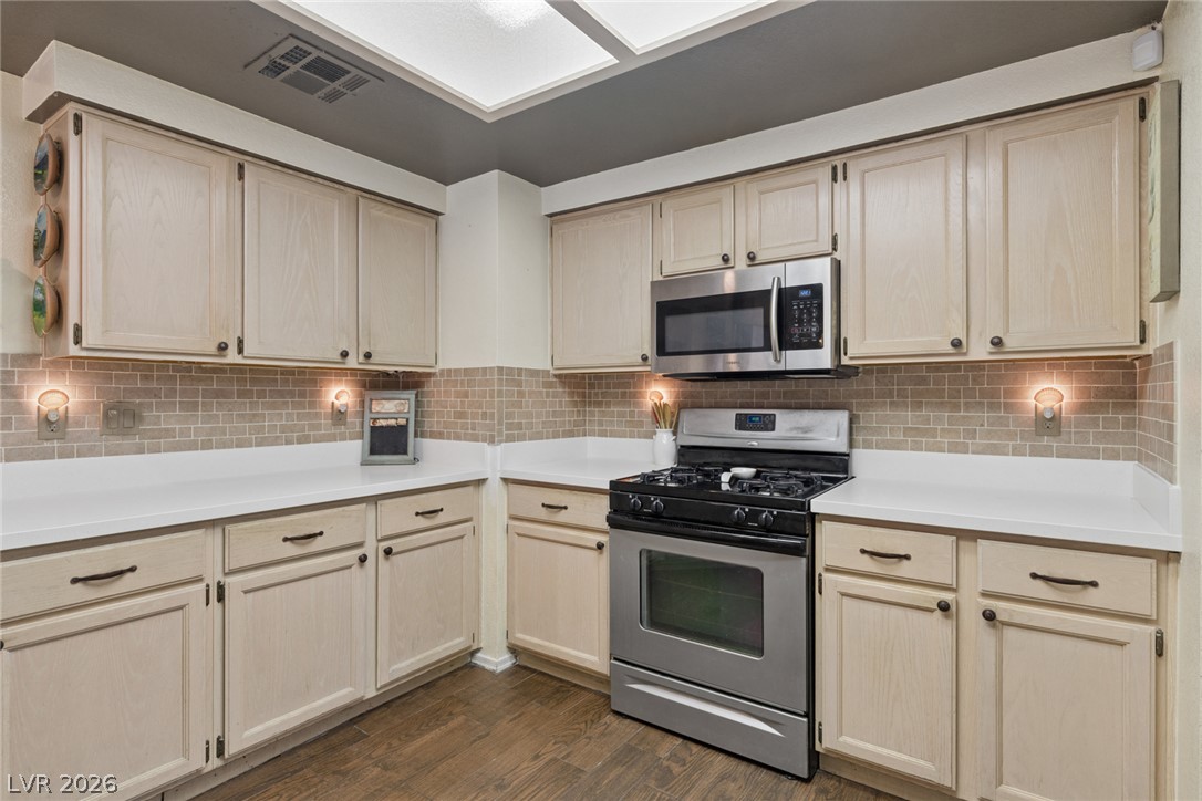 2429 Twin Flower Circle Property Photo 16