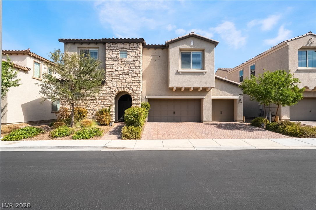 3038 Hushed Sonnet Avenue Property Photo 1