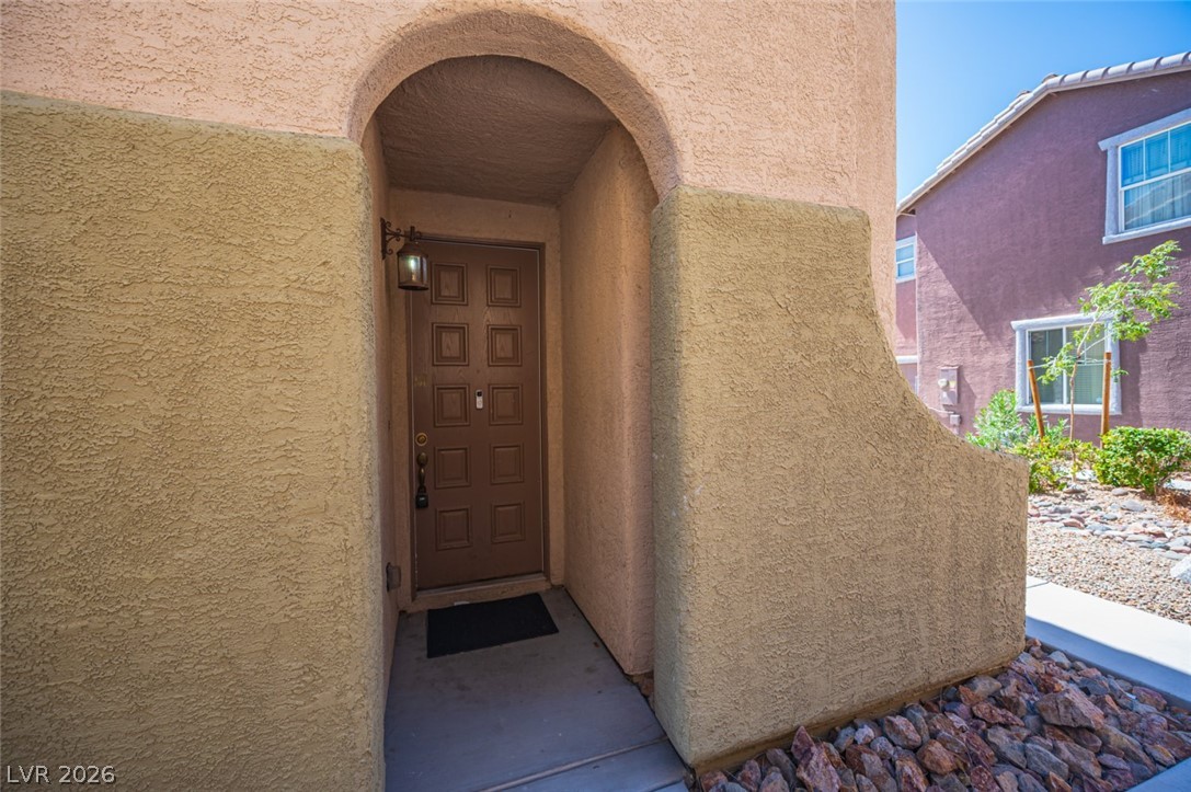 9830 Hanover Grove Avenue Property Photo 4
