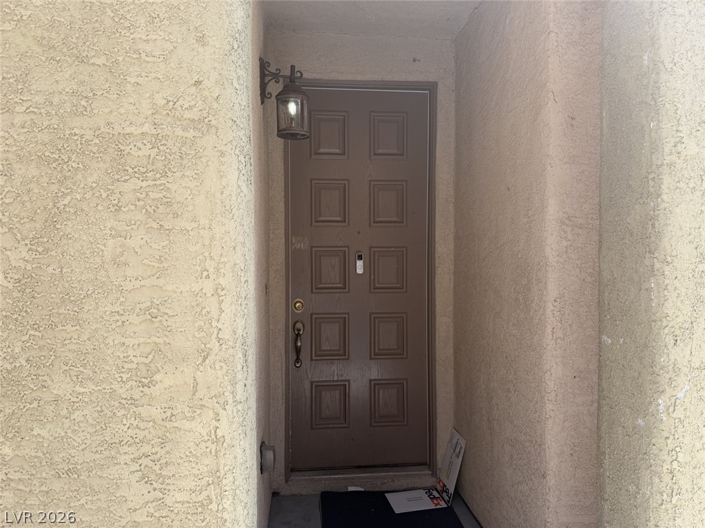 9830 Hanover Grove Avenue Property Photo 5