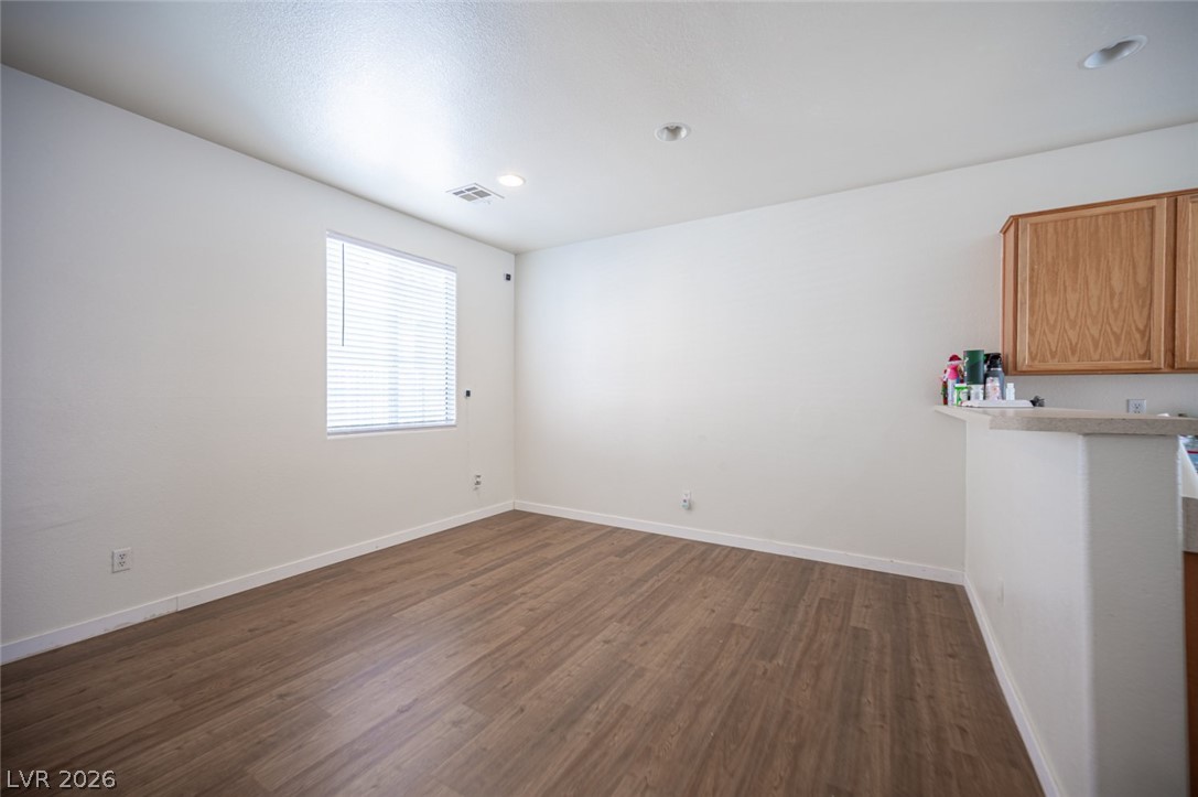 9830 Hanover Grove Avenue Property Photo 12