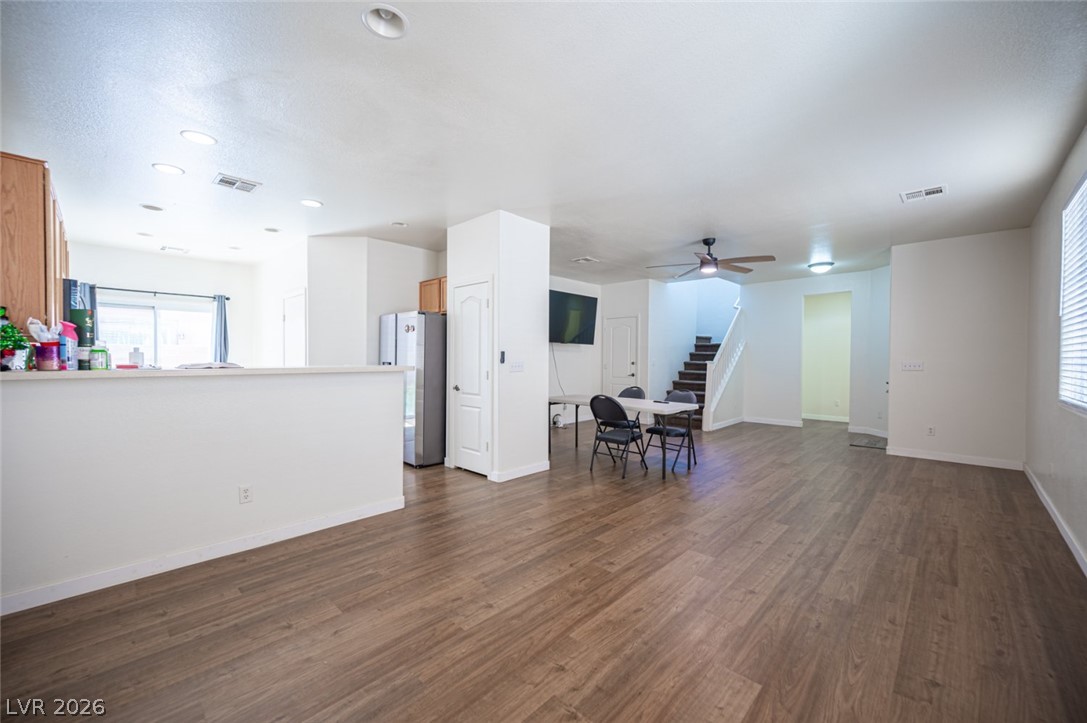 9830 Hanover Grove Avenue Property Photo 13