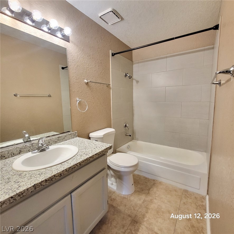 5044 South Rainbow Boulevard 206 Property Photo 7